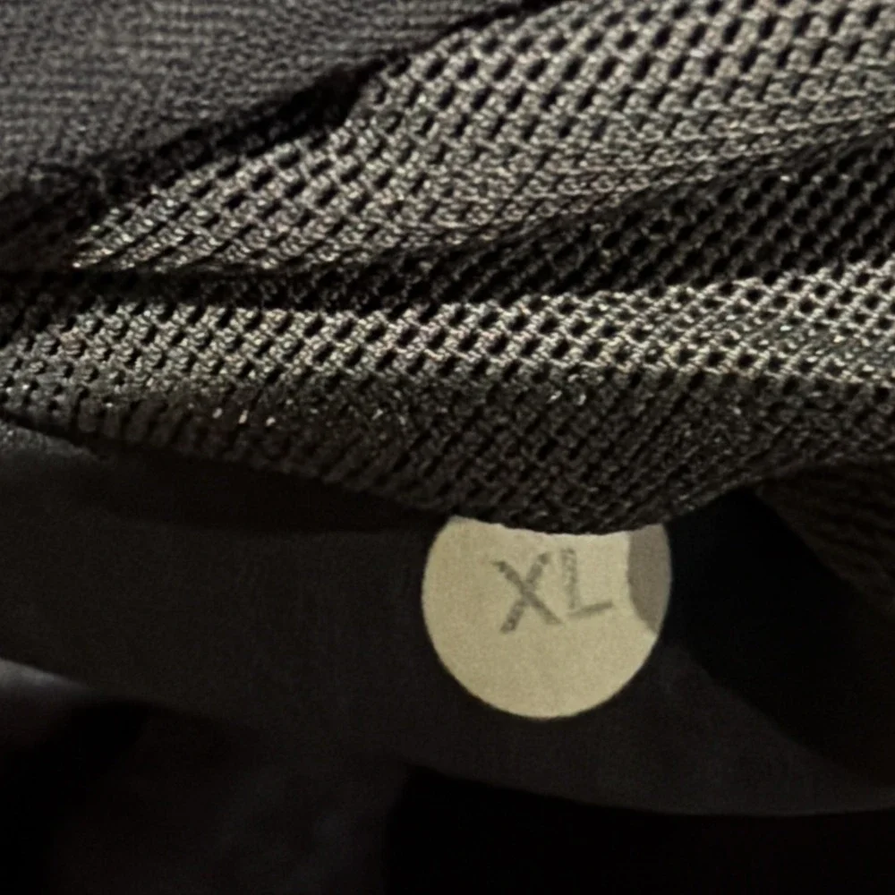 LULULEMON License To Train Linerless Black 10